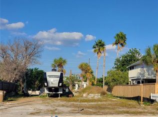 14049 Palm St #3, Saint Petersburg, FL 33708