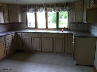 143 Saint Thomas St, Gallitzin, PA 16641