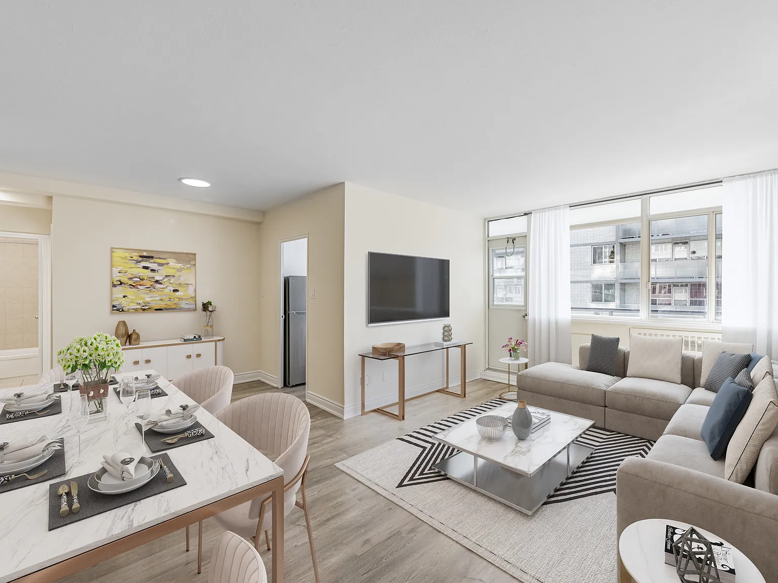 2313 Lake Shore Boulevard West — Photo 3