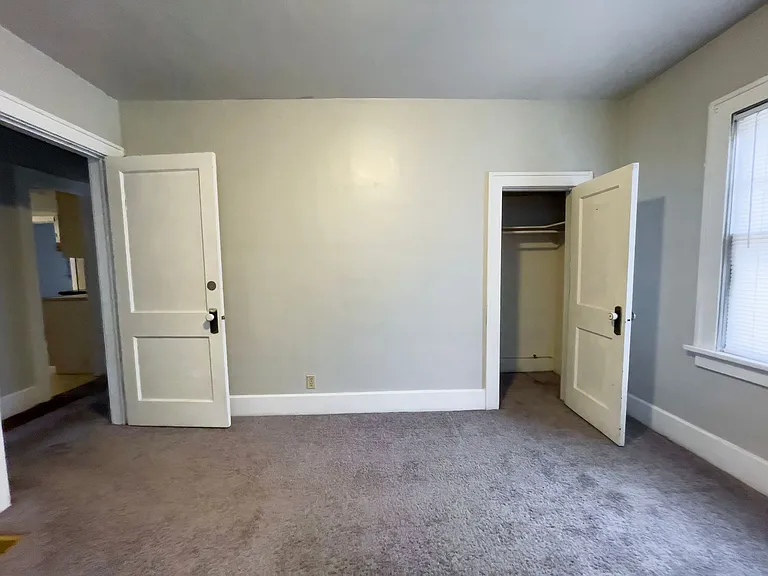 1425 W Gilbert St — Photo 27