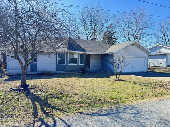 110 W Ivory Street, Bolivar, MO 65613