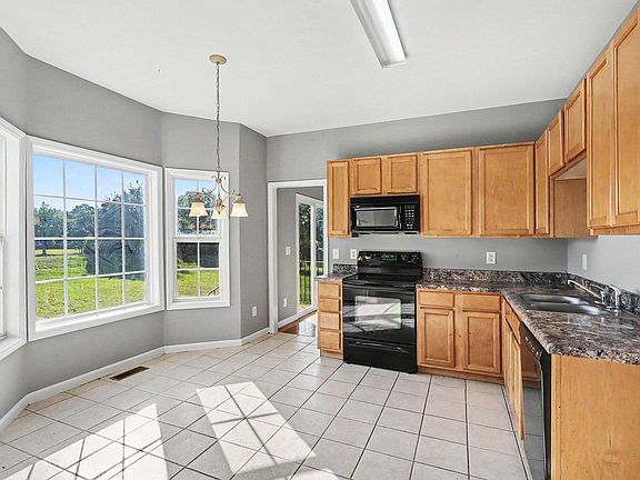 5th image of 7304 Singlepond Ln