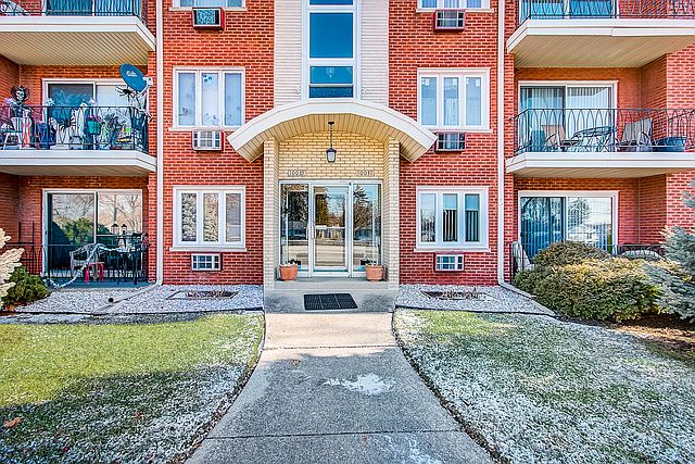 1st image of 10035 S Cicero Ave #201