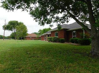 118 Jason Dr, Red Oak, TX 75154