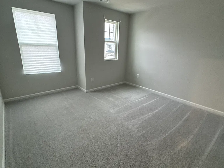 103 Yellow Iris Dr — Photo 11