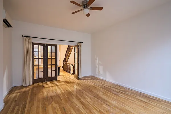 Sold by Compass | media 6