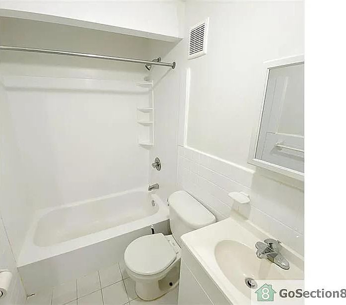 2nd image of 455 Torry Ave #Penthouse