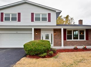 628 E Independence Ct, Arlington Heights, IL 60005