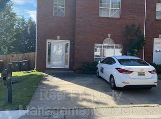 166 Sommersby Cir, Pelham, AL 35124