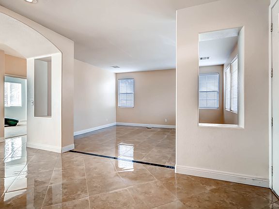 5th image of 2728 Cool Lilac Ave