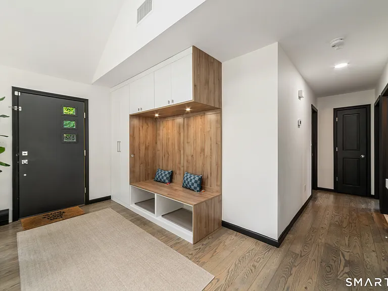 3 Burnett Rd — Photo 5