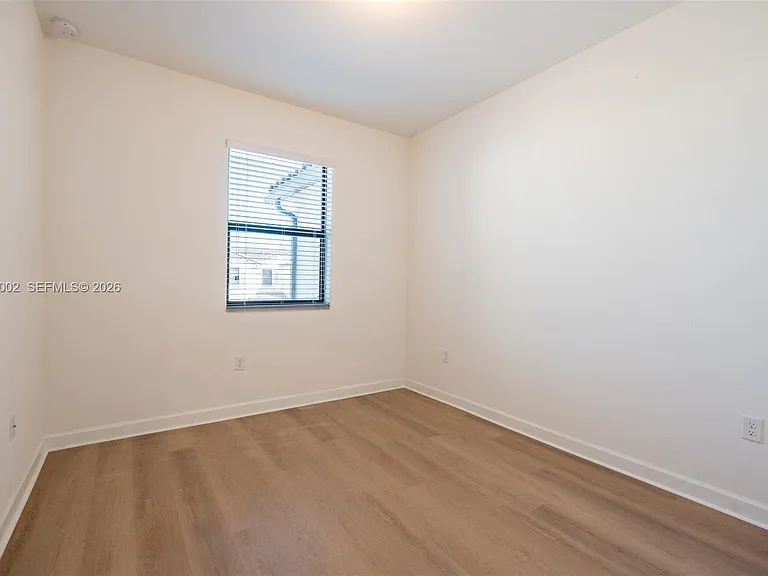 11933 SW 244th Ln — Photo 7