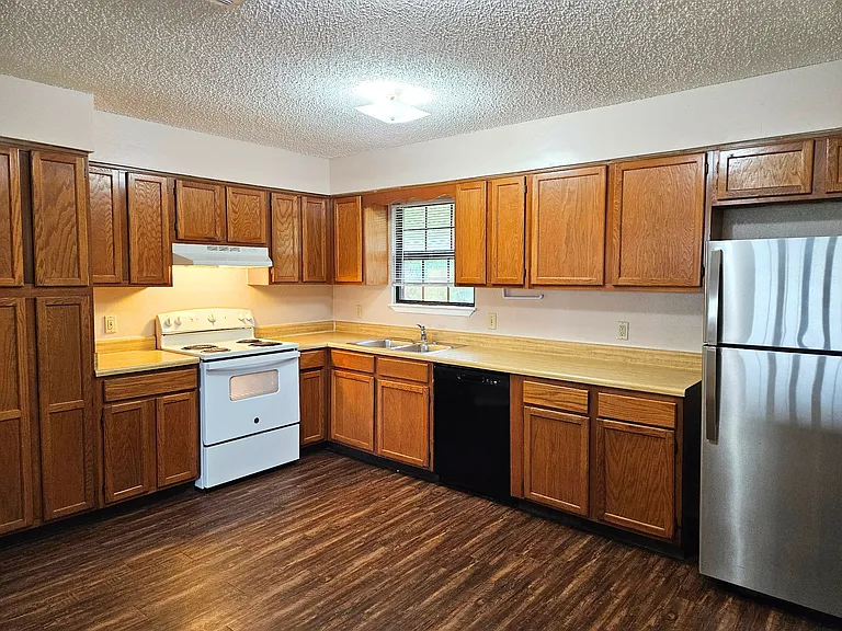 6321 Richland Plaza Dr #D — Photo 1