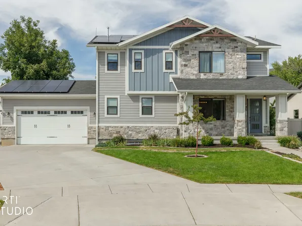 364 W Clark Cir, Farmington, UT 84025
