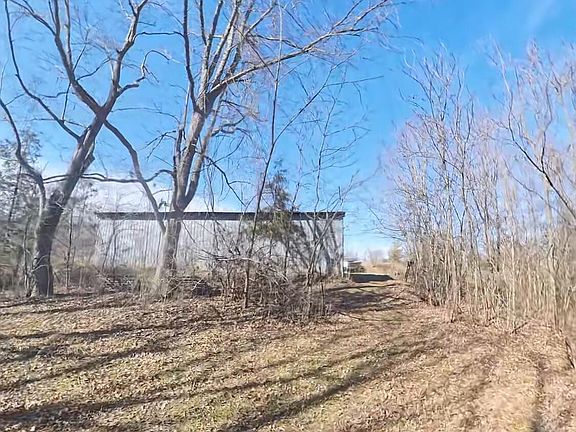 5th image of 340 Votaw Rd