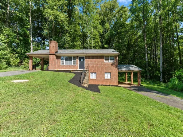 1119 Lakeview Dr, Lynchburg, VA 24502