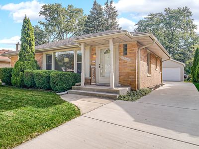 1919 Suffolk Ave, Westchester, IL, 60154