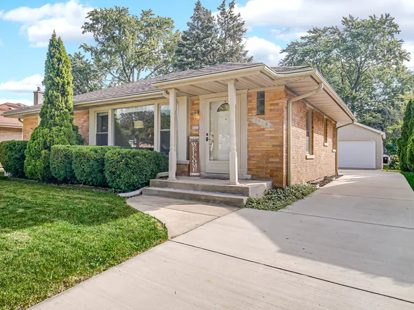 1919 Suffolk Ave, Westchester, IL 60154