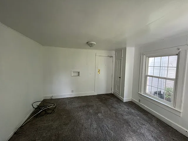 367 Troup St #3 — Photo 8