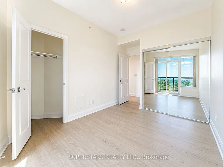7161 Yonge St #1626 — Photo 13