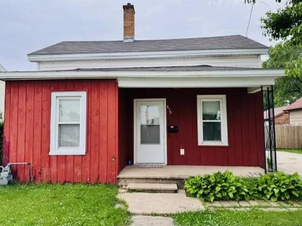 438 W 5th Ave, Oshkosh, WI 54902