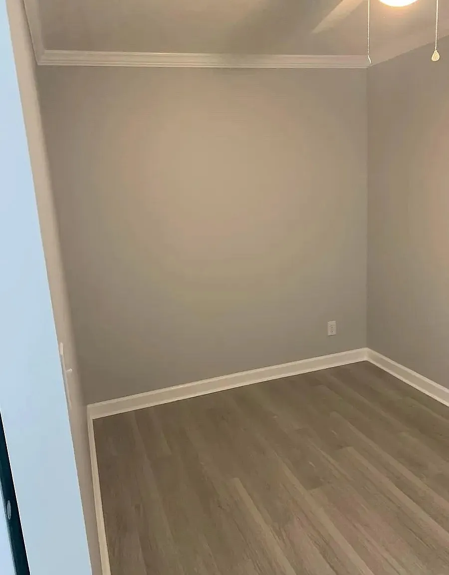Studio, 400 sqft, $835 — Photo 4