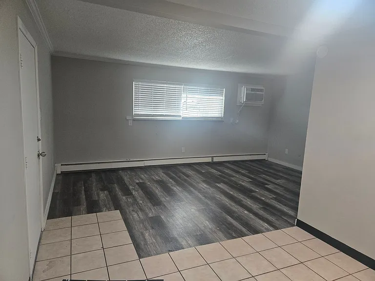 1936 Vinewood Ln — Photo 24