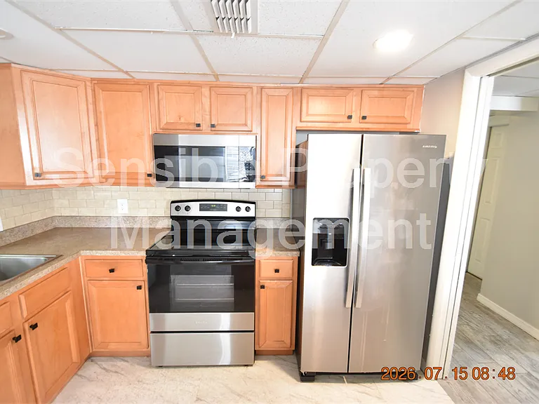 306 Danube Ave #1 — Photo 15