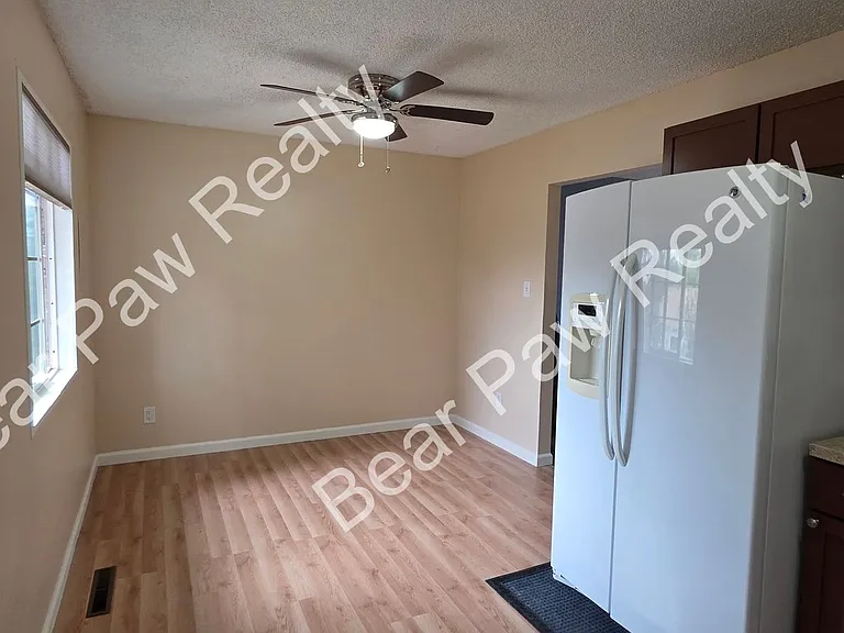 279 Reed Ave — Photo 4