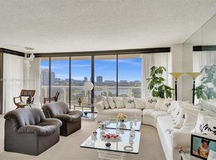 Hamptons West, Aventura, FL 33180