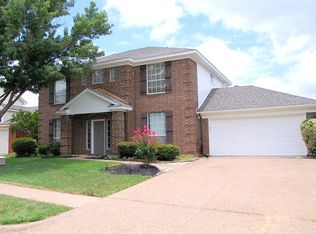 2707 Redstone Dr, Arlington, TX 76001