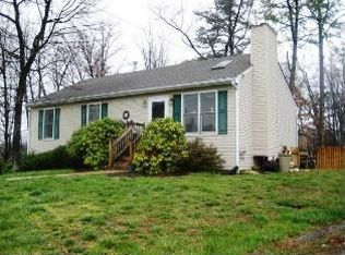 5120 Overland Dr, Roanoke, VA 24018