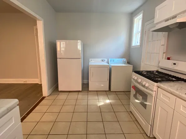 3218 Winter St, Philadelphia, PA 19104