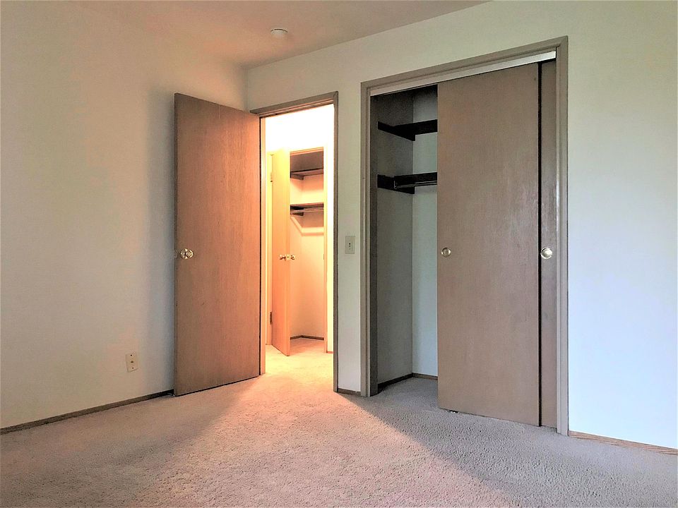 Closet, Bedroom 2