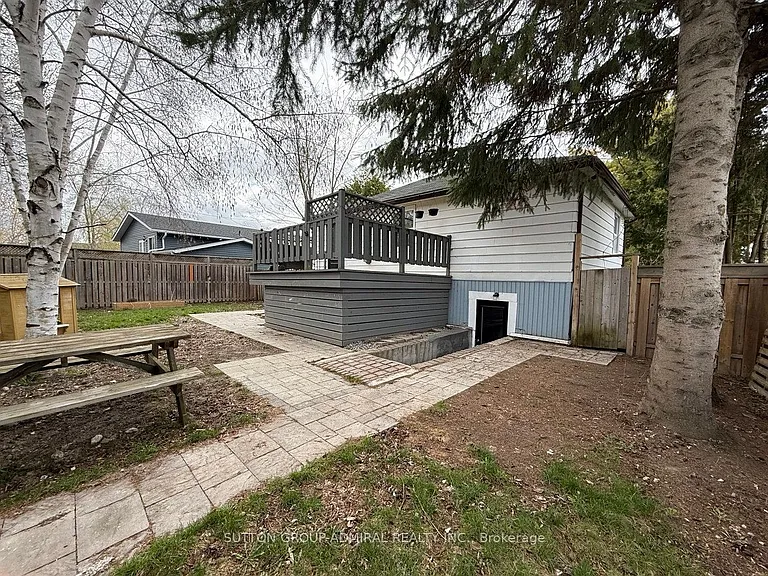 386 Irene Dr — Photo 7