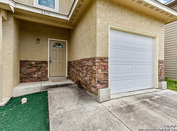 3rd image of 6419 Aspen Hl