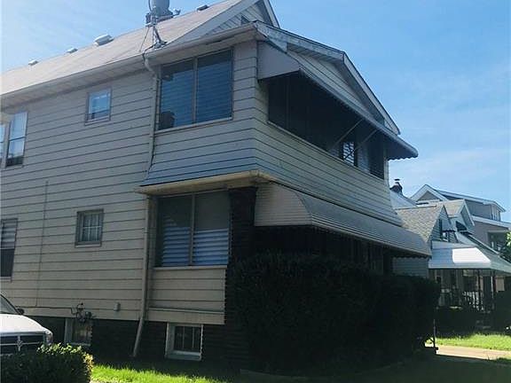 2nd image of 2175 Clarence Ave