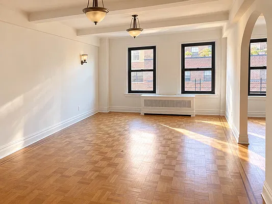 Living room, photo 5
