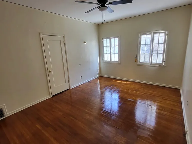 1820 S Wilton Pl — Photo 13