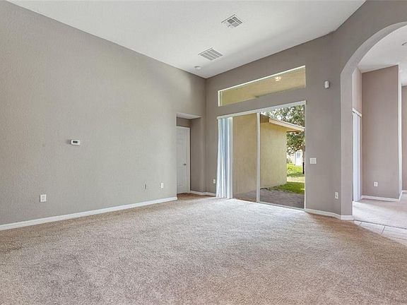5th image of 2944 Bonita Cir