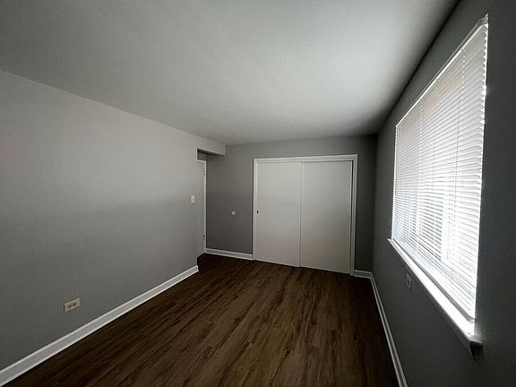 3rd image of 2149 W 119th St #G