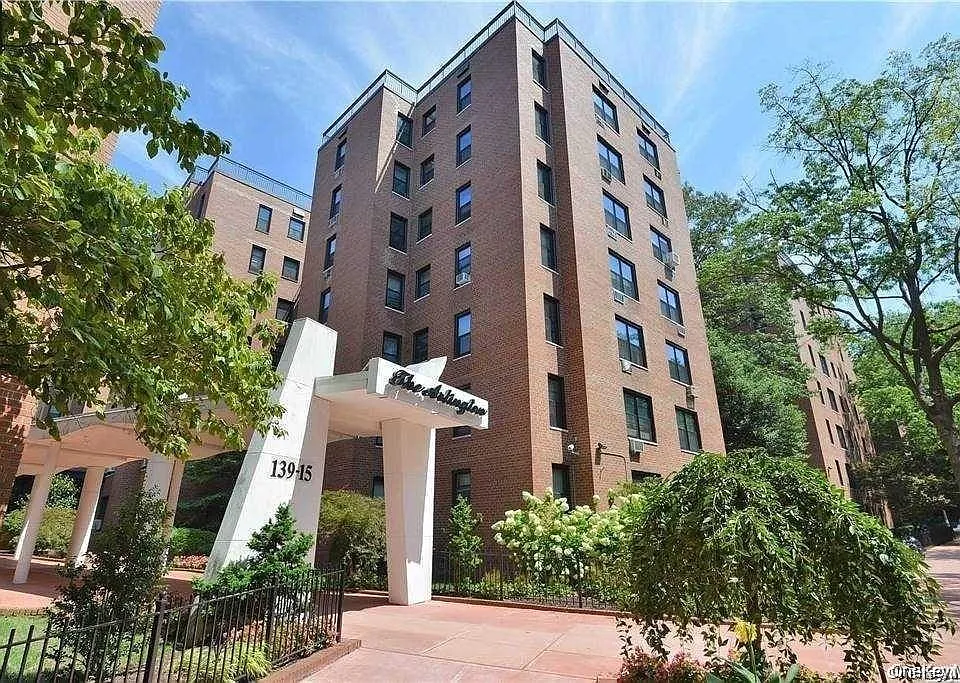 139-15 83rd Ave #717