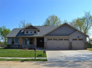 408 Briar Creek Rd, Troy, IL 62294