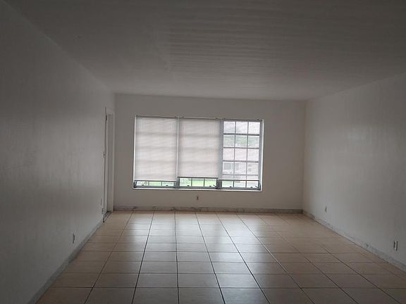 3rd image of 1019 NW 30th Ct APT 9