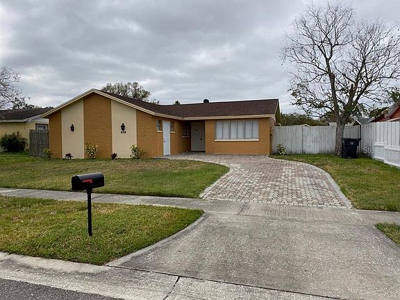 2nd image of 8214 Greenleaf Cir