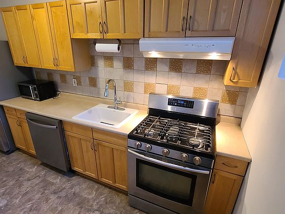 5th image of 8450 Boulevard E APT 1H