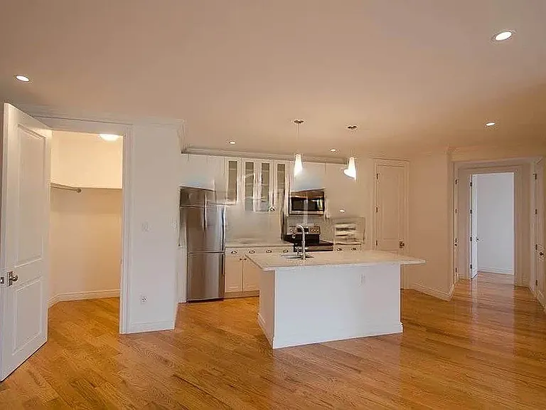 101 Ocean Pkwy #6B — Photo 3