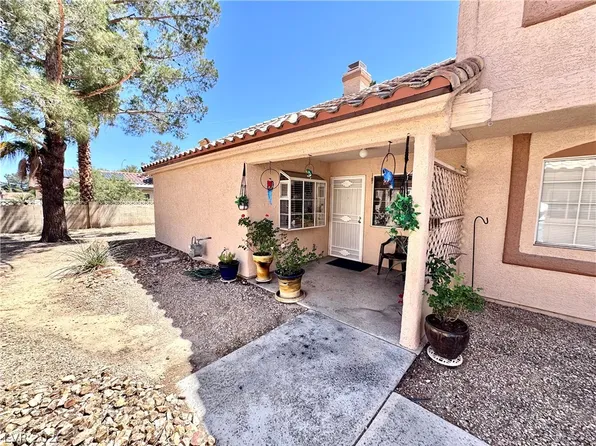 1600 N Torrey Pines Dr Unit 101, Las Vegas, NV 89108