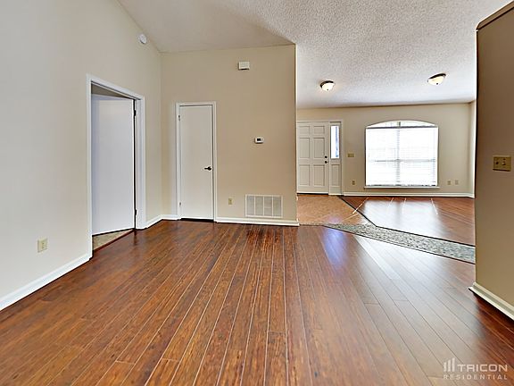 5th image of 11036 Prospector Dr