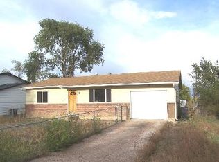 1135 Cambridge Ave, Colorado Springs, CO 80906